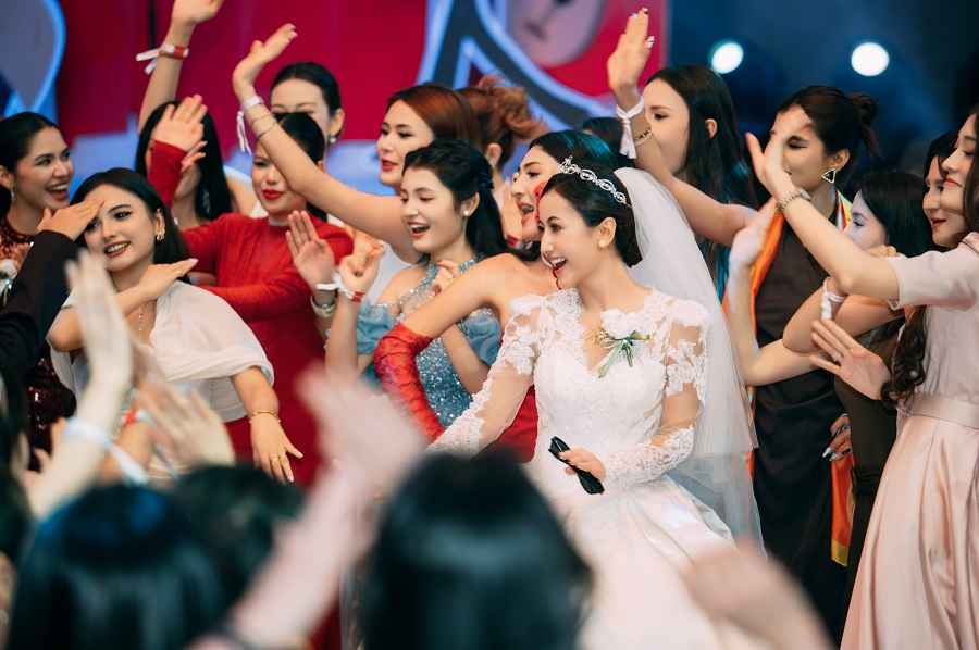 民族婚礼- (11)